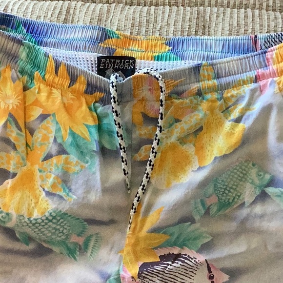 Vintage Men’s Patrick Einhorn Medium Swim Trunks Fish & Flower Design - Picture 4 of 5